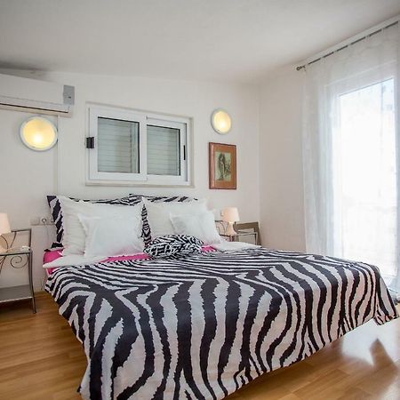 Apartments Lux Makarska Eksteriør bilde