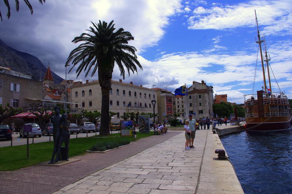 Apartments Lux Makarska Eksteriør bilde