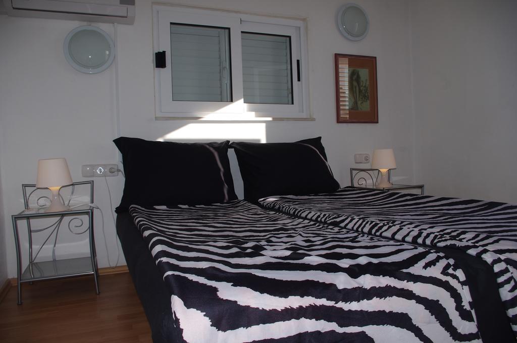 Apartments Lux Makarska Eksteriør bilde